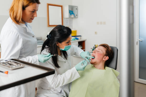 Best Weekend Emergency Dentist in Mayodan, NC